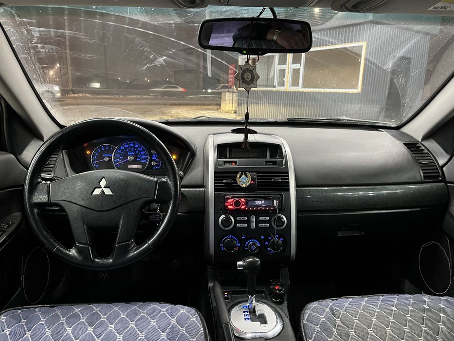 Митсубиси галант