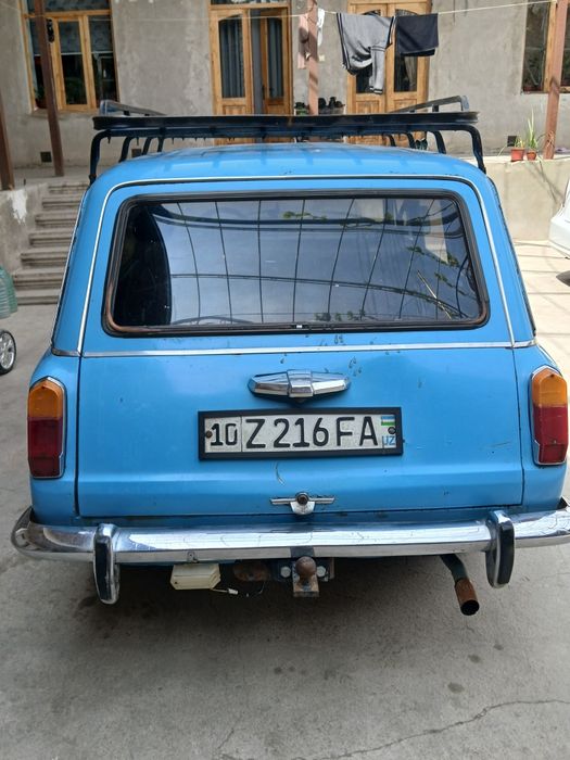 Vaz 2102 sotiladi rangi kok