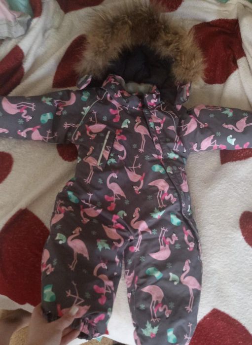 Продам комбинезон зимний с года до 2-3  лет