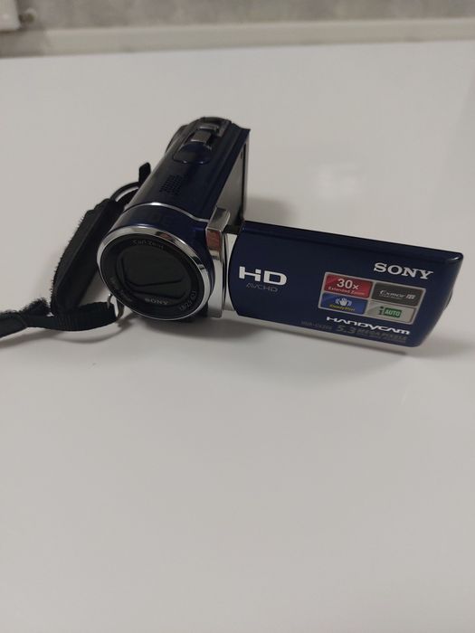 Sony Handycam HDR-CX200 Full HD – Carl Zeiss 30x Zoom – Stare foarte b