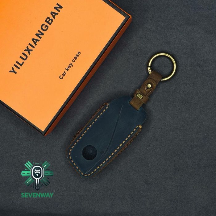 Кожаный чехол для пульта BMW   от «Sevenway»