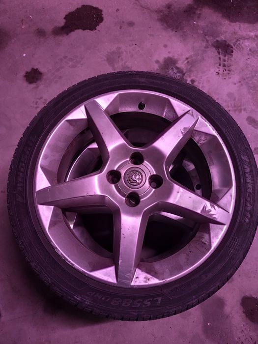 Vând jante Opel pe 17 cauciucuri de vara