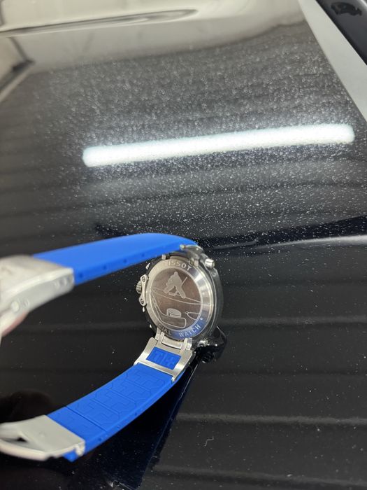 Продам часы TISSOT