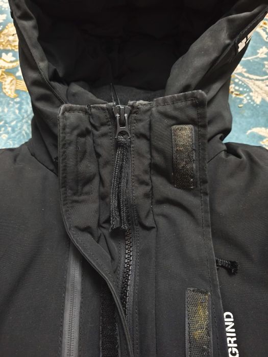 Зимняя куртка теплая