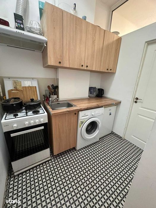 Peninsula 3 camere 84 mp pret 160.000 euro