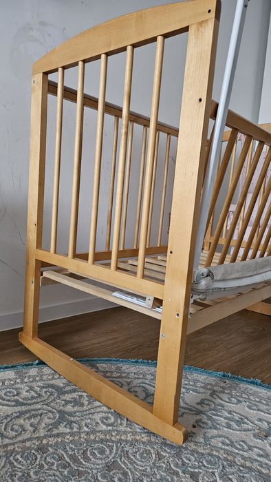 Продам детскую кроватку