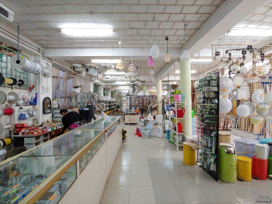 Продава се Магазин в Бургас, Възраждане - 1758 кв.м за 842 €/кв.м - Снимка #2