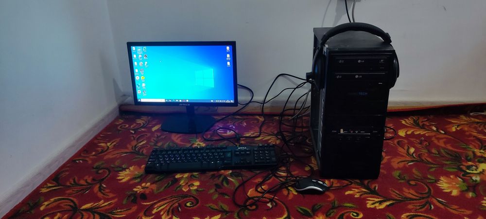 Intel Core i3-7100 / 8GB RAM / SSD + HDD / Monitor bilan komplekt komp