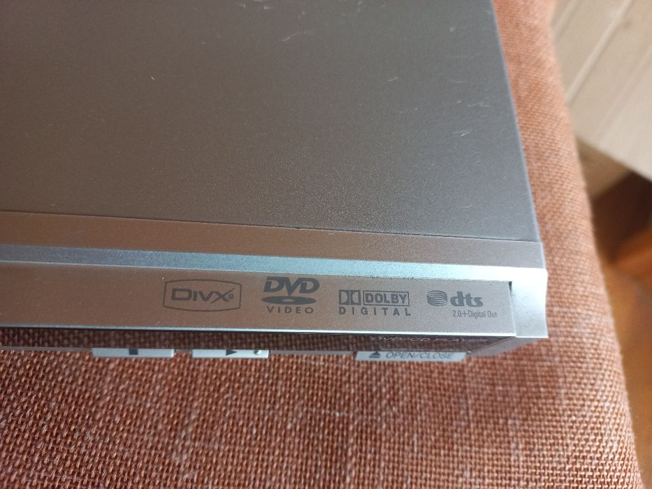 DVD player Panasonic DVD-S33EG-S