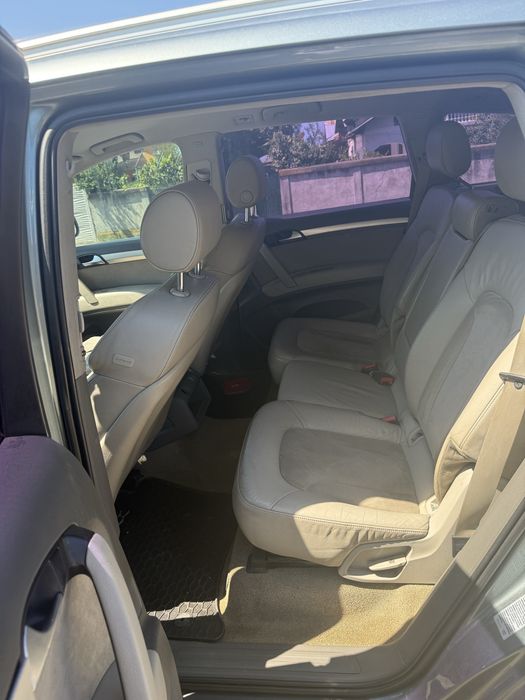 Vand sau schimb audi q7