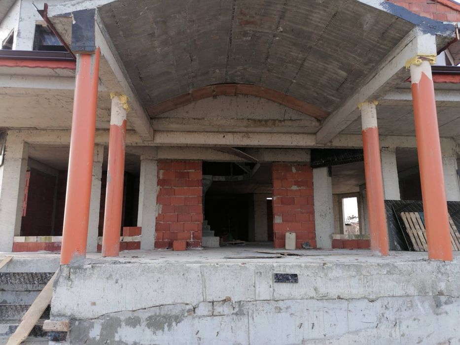 Професионален ремонт на покриви и изолации от