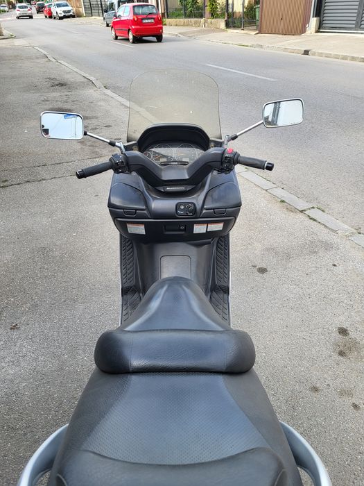 Suzuki Burgman 400