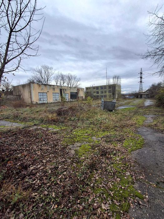 Proprietate de vanzare: teren intravilan cu constructii inscrise in cadastru