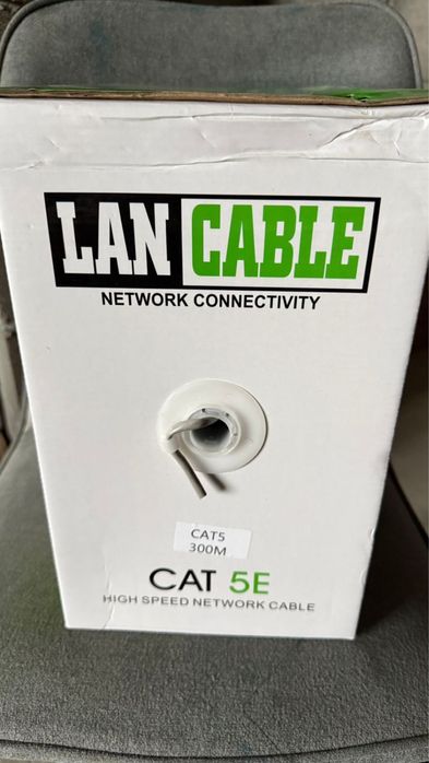 Кабель «витая пара» (LAN CABLE) категории Cat 5E.