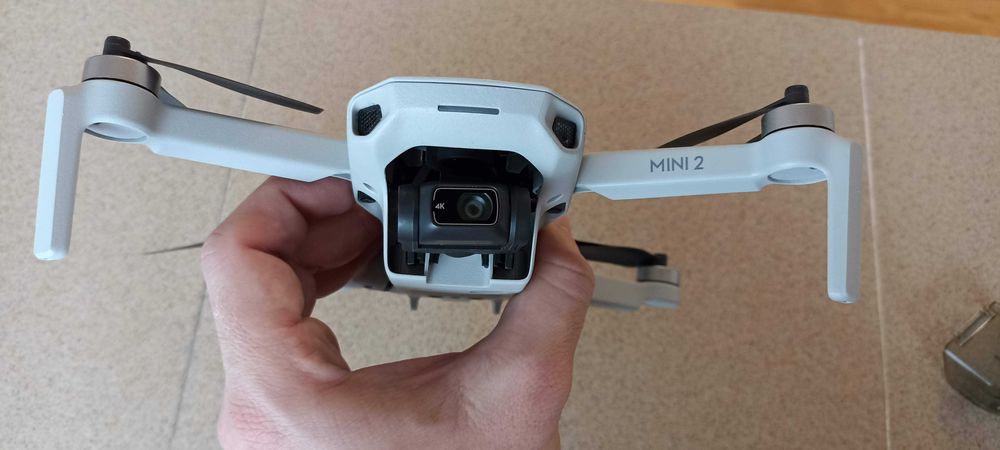NOUA - Drona DJI Mini 2 - video 4K / 30fps - 12MP, 249g, 4km altit.
