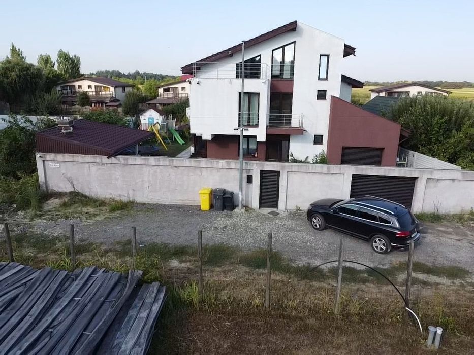 Casa de vânzare sau schimb