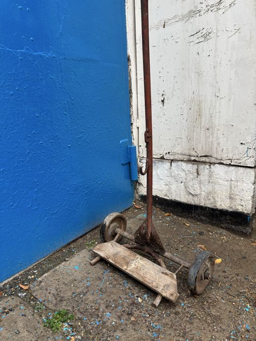 Продам 2 - х колесную тележку