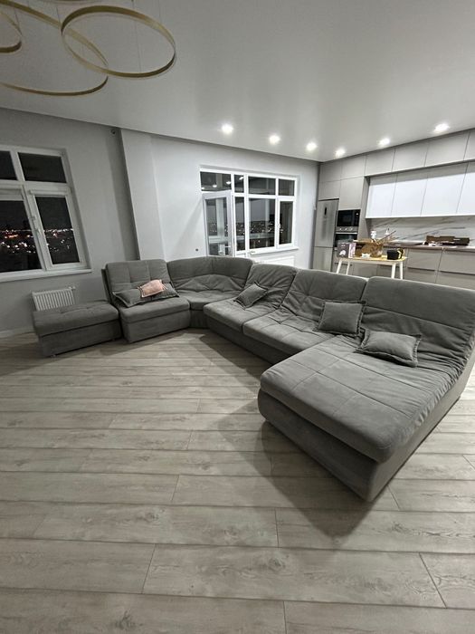 Диван угловой большой