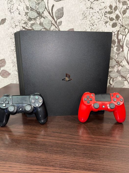 Продаю Sony PlayStaition 4pro 1TB