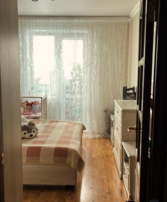 Продам 3 комн район Ажара