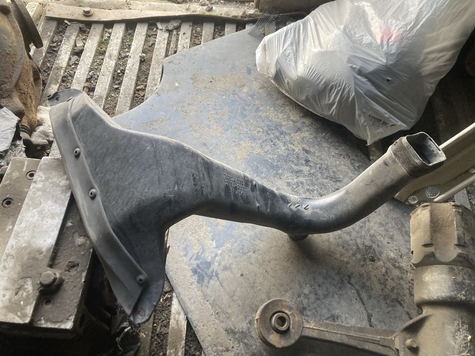 Воздухозаборник Тойота Камри 30 / Toyota Camry 30