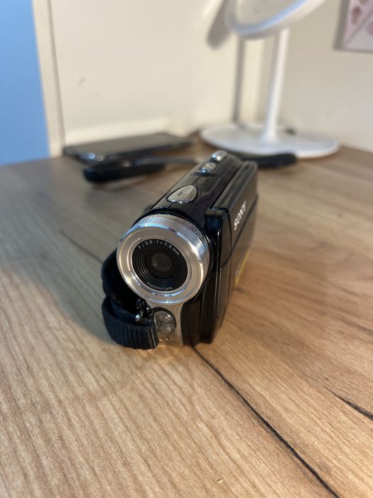 Sony digital video camera (Handycam) 3.0 touch screen