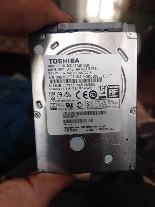 Ssd накопитель бу за 5000 тг продам и хард на 500 Гб за 5000 тг