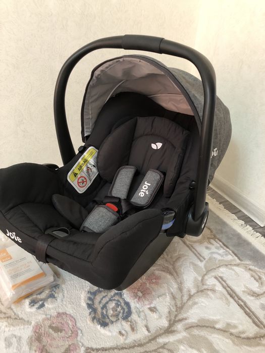 Детская автолюлька Joie