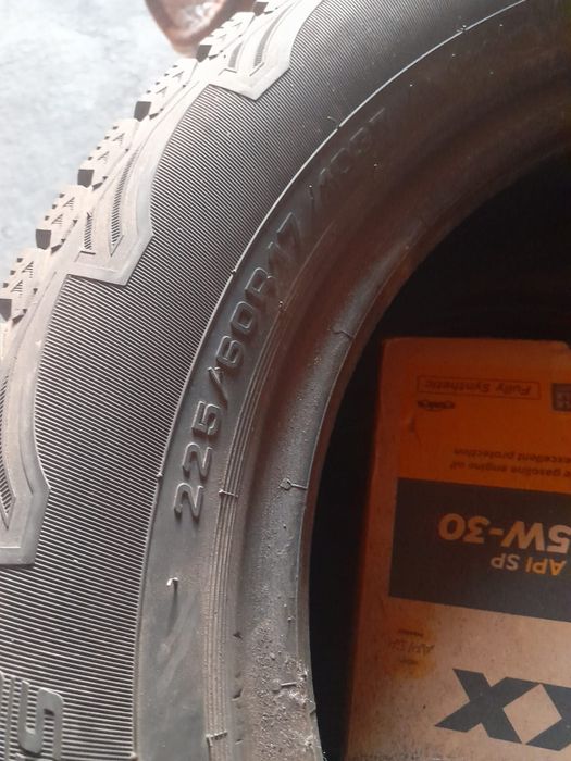 Продам зимние шины на 17