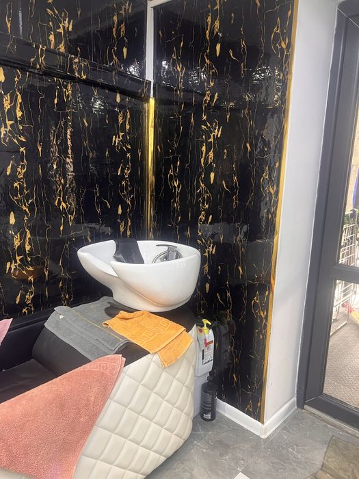 Сдаю салон красоты в аренду