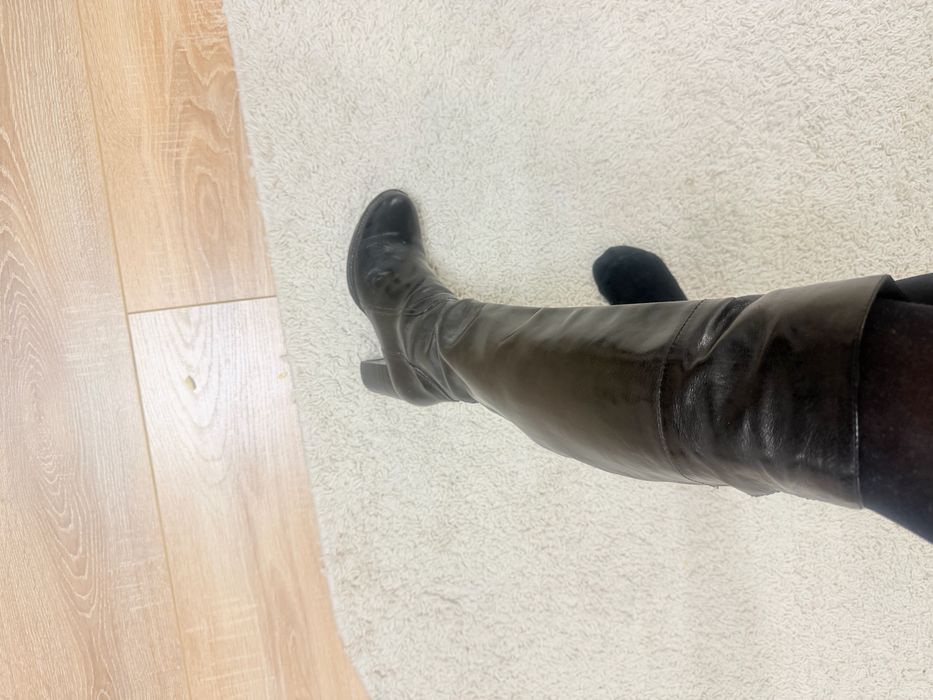 Продам зимние сапоги