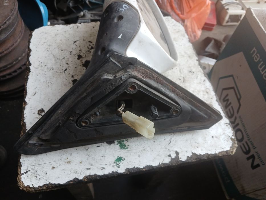 Зеркало KIA RIO 2000г универсал левое электро