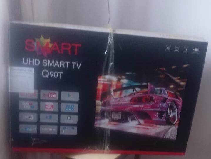 Срочно продается Смарт телевизор