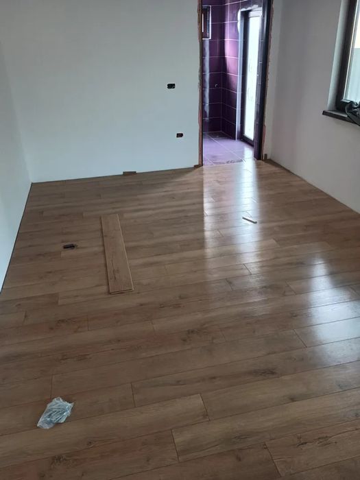 Persoana fizica zugrăvesc apartamente parchet laminat