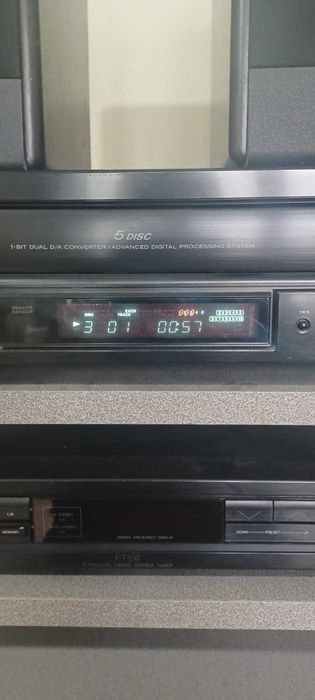 TEAC CD Multiplayer PD-D2620