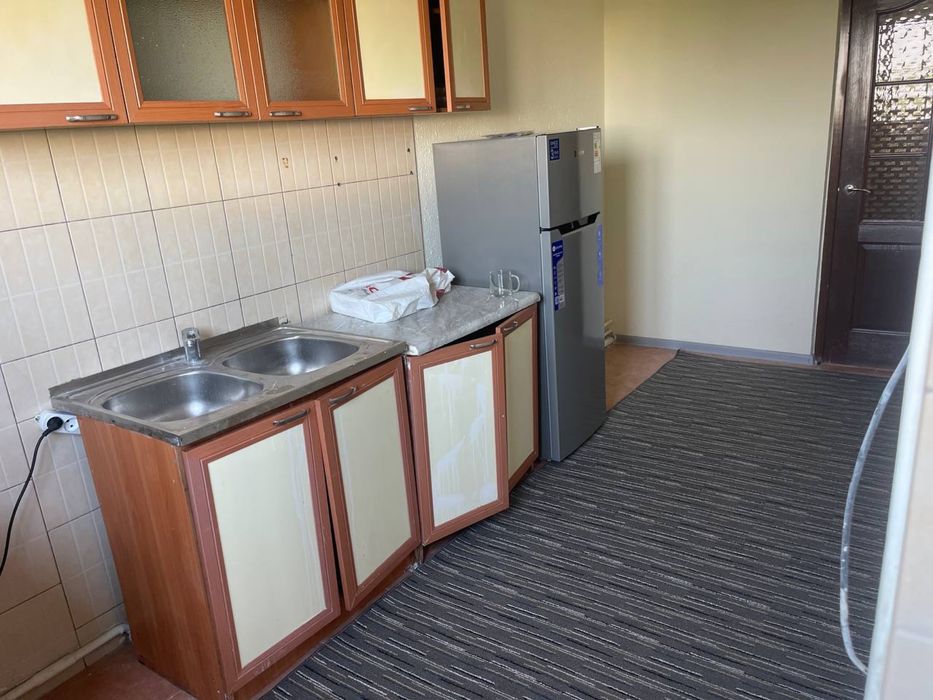 Bez makler kvartira o’g’ilbola kerak 1 ta