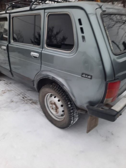 Продам ВАЗ 2131    .
