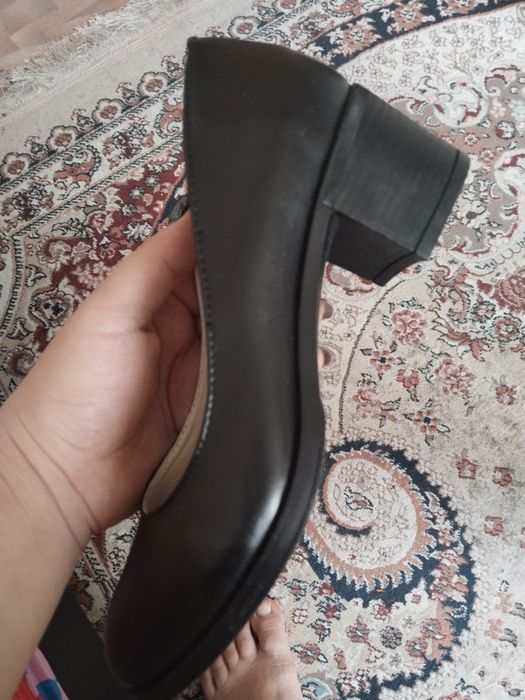 Продам туфли новые.