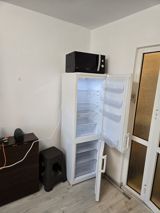 Persoană fizică ofer garsonieră spre inchiriere