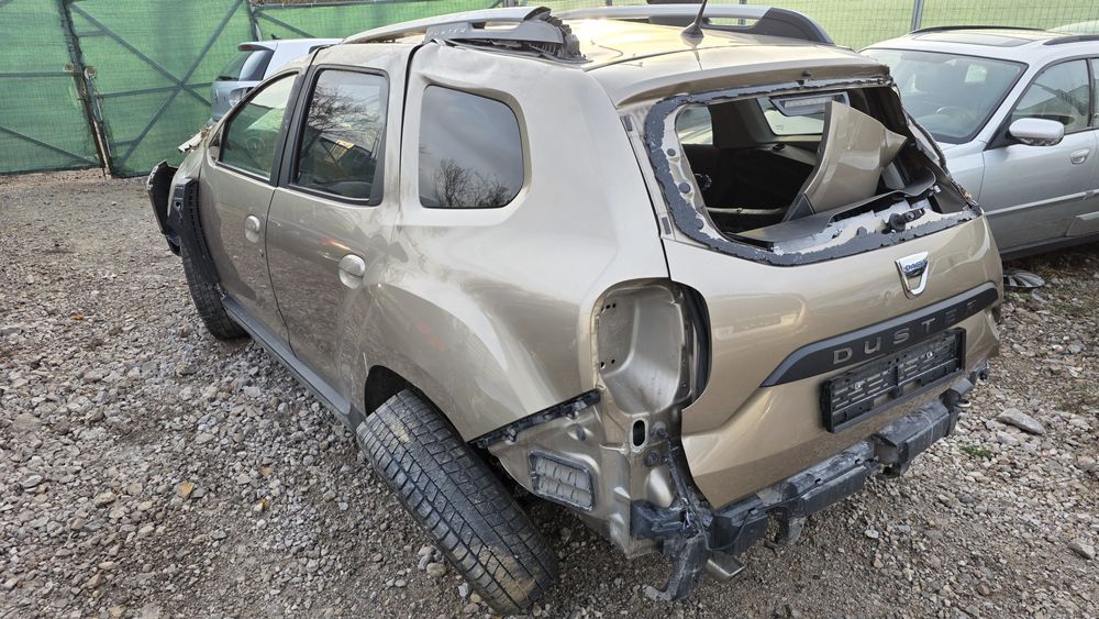Dacia Duster 1.6i 115hp 2018 На части