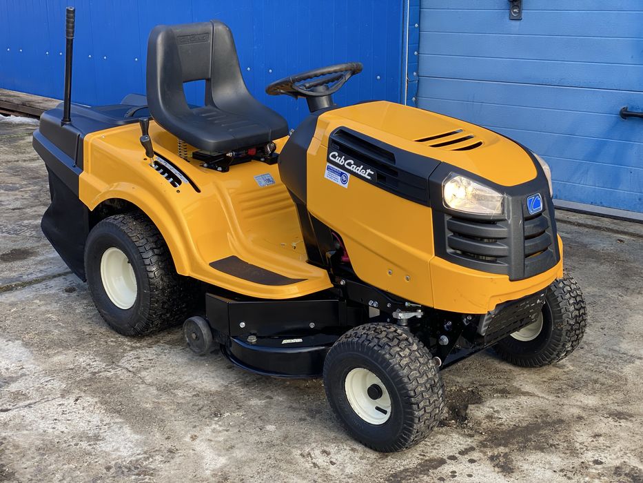 Vand tractor/tractoras gazon MTD CUB CADET !