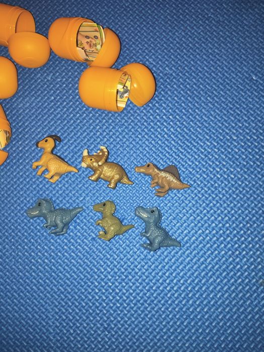 Figurine Dinozauri ou Kinder 6 bucati