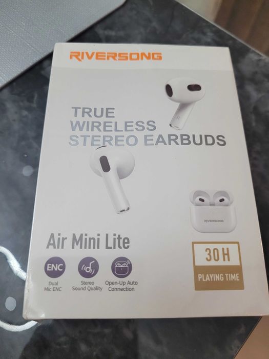 Casti wireless, noi, sigilate, Riversong