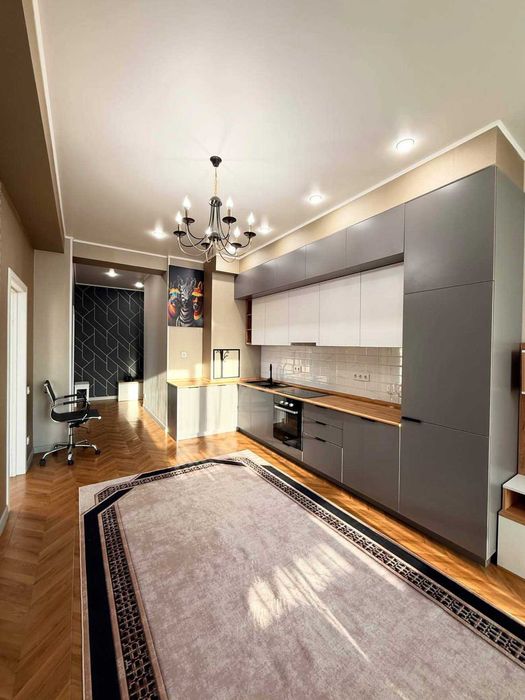 Сдаю просторную 2х ком квартиру 2/5/5 на Чиланзаре Ор-р Мукуми P6