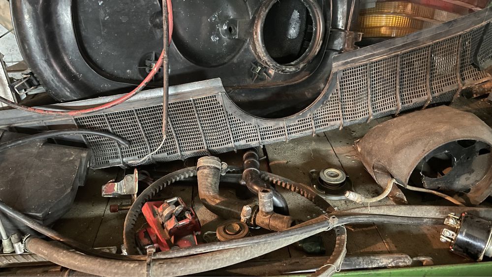 Задна броня за мерцедес 190 C E