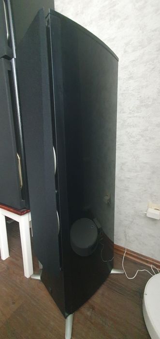 Акустическая система.