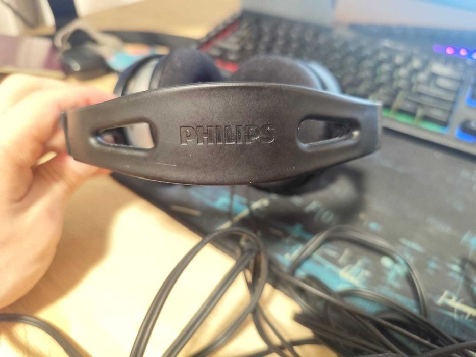 Casti Audio philips shp2500 cu fir over ear