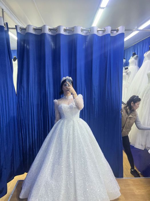 Свадебное платье