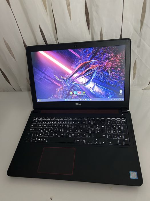 Laptop gaming | procesor i7 gen 7| GTX1050 |8gb ram| ssd 256 M2