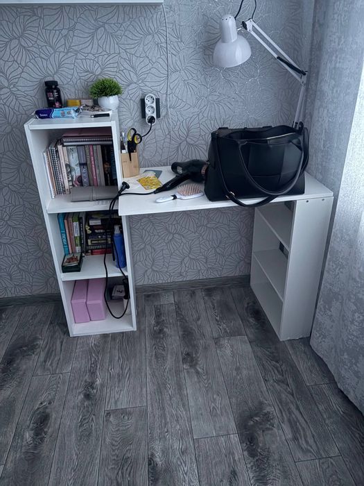 Стол компьютерный письменный